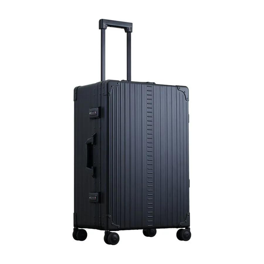 Aleon |  26″ Traveler with Suiter Checked