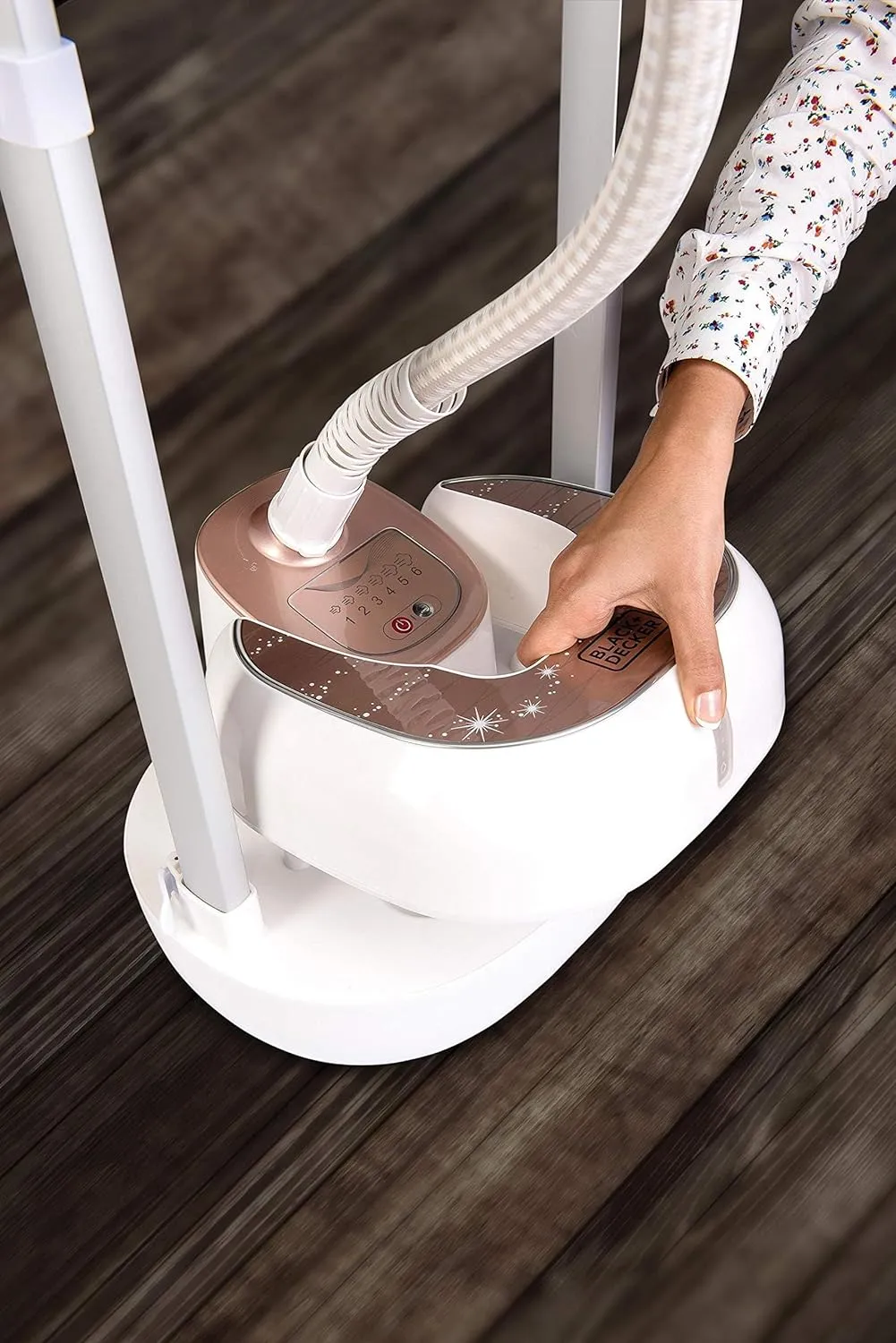 Black Decker 2000W Digital Garment Steamer, GSTD2050