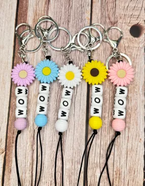 Customizable Flower Keychain or Backpack Clip – A Beautiful Gift for Mom!